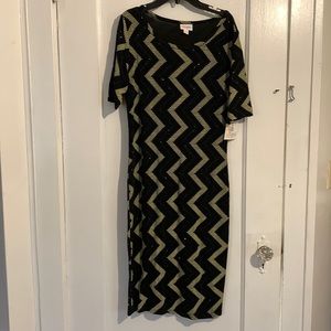 Stunning NWT LuLaRoe Julia Dress